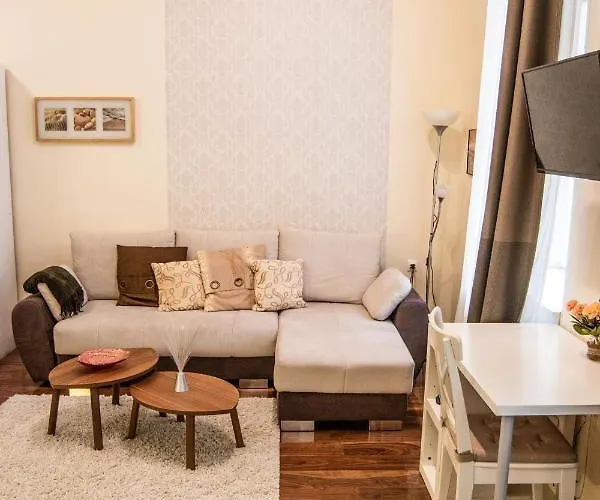 Broadway Center, Fully Equipped, 4 Person Appartement